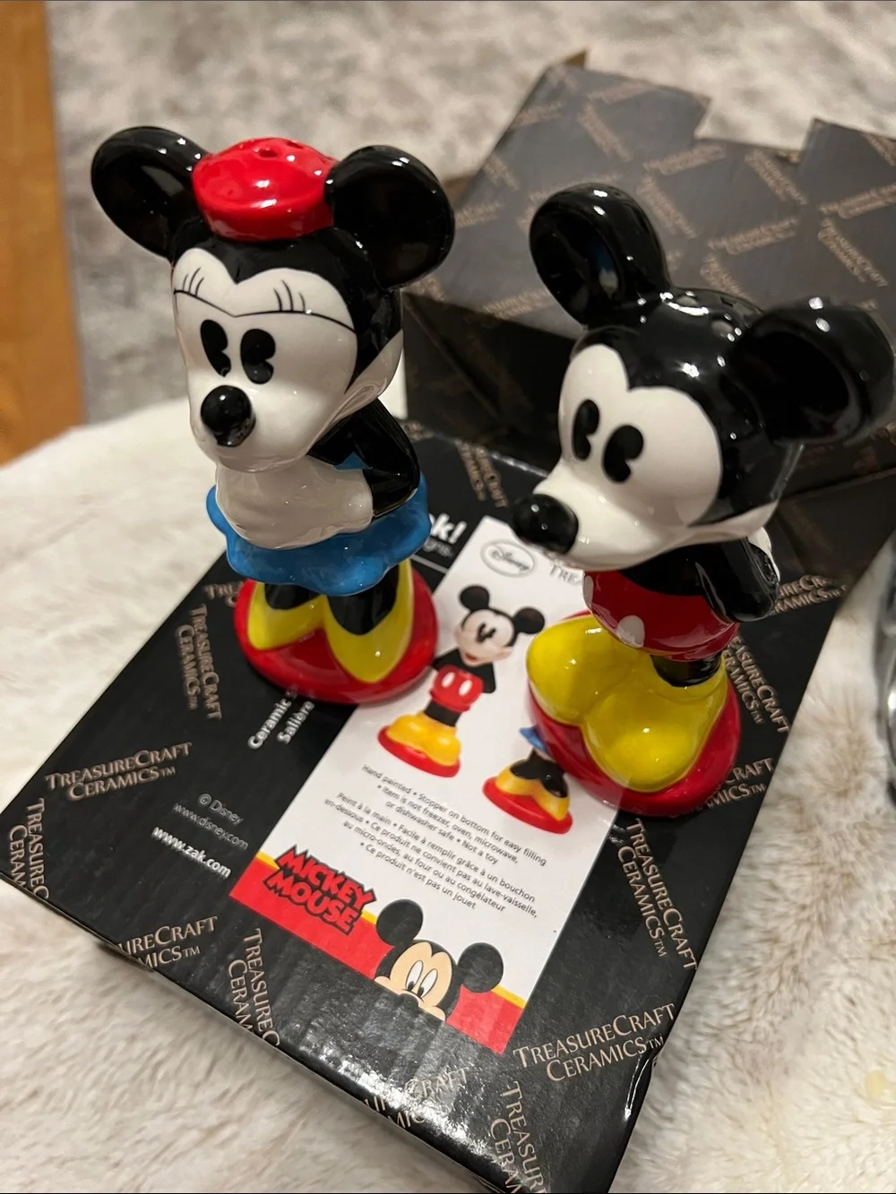 Disney Mickey & Minnie Mouse Salt & Pepper Shaker